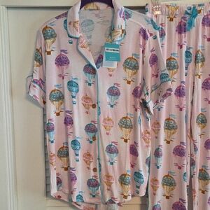 Womwns Hot Air Balloon Pajama Set - Pink